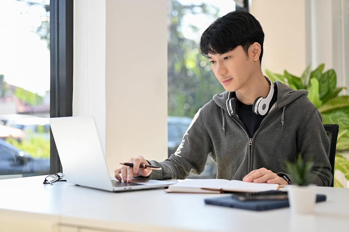 Student studying with privacy and ease